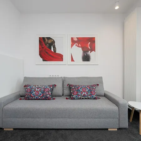 Zoliborz Lux With Parking And Balcony By Renters Prestige