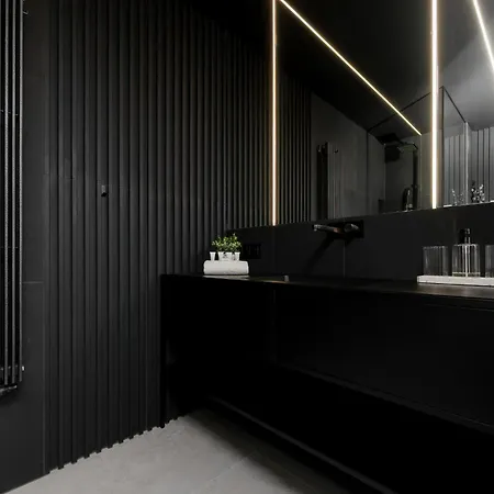 Апартаменти Zoliborz Lux With Parking And Balcony By Renters Prestige *