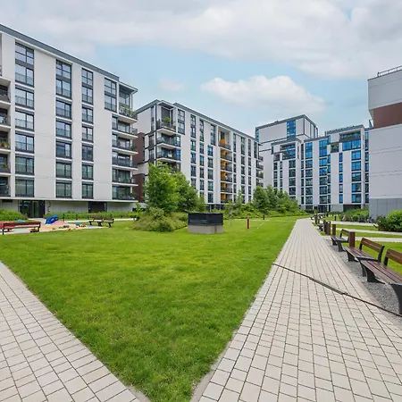 Zoliborz Lux With Parking And Balcony By Renters Prestige Апартаменти Варшава
